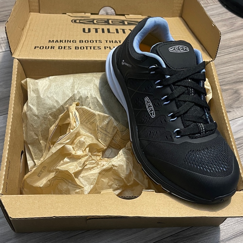 KEEN Womens Black and White Sneakers